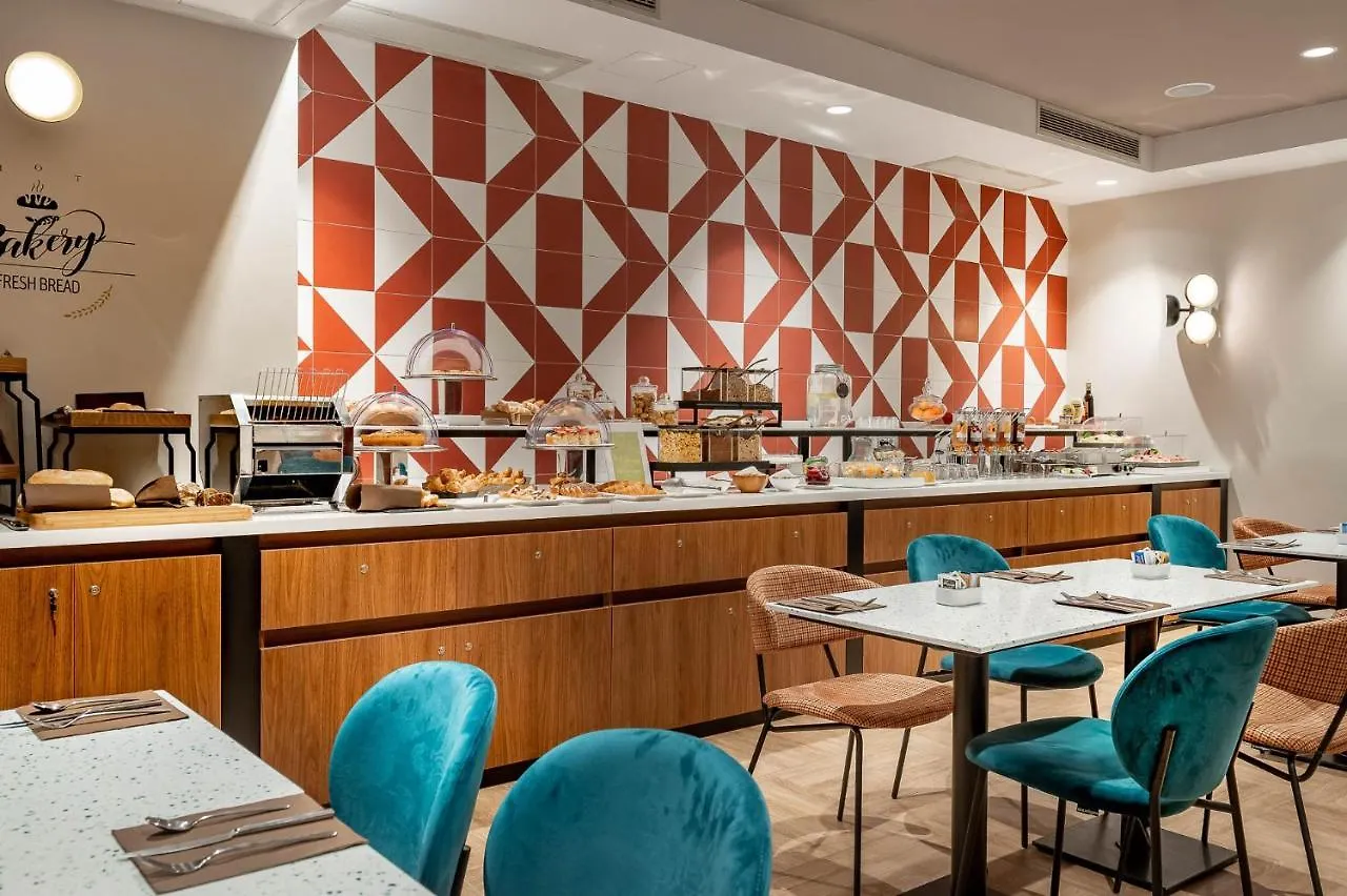 Hotel Canada Милан Италия